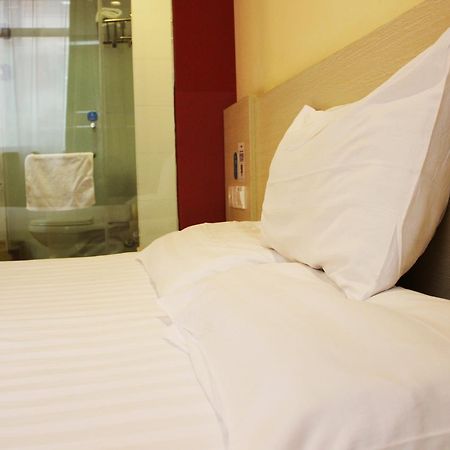 Hanting Express Shanghai Zhabei Park Branch 外观 照片
