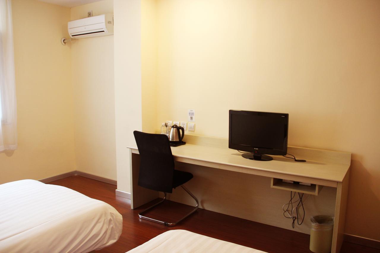 Hanting Express Shanghai Zhabei Park Branch 外观 照片