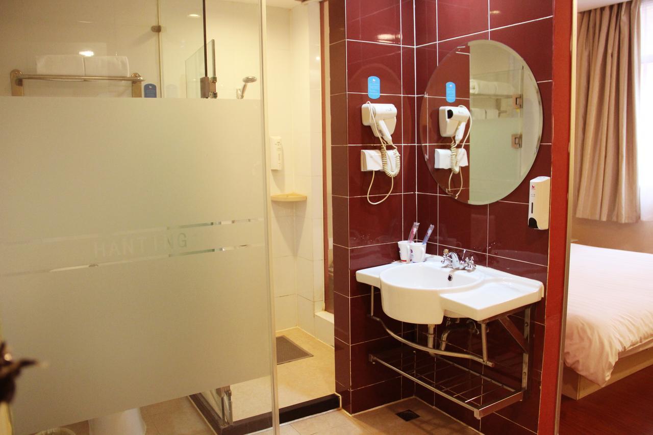 Hanting Express Shanghai Zhabei Park Branch 外观 照片